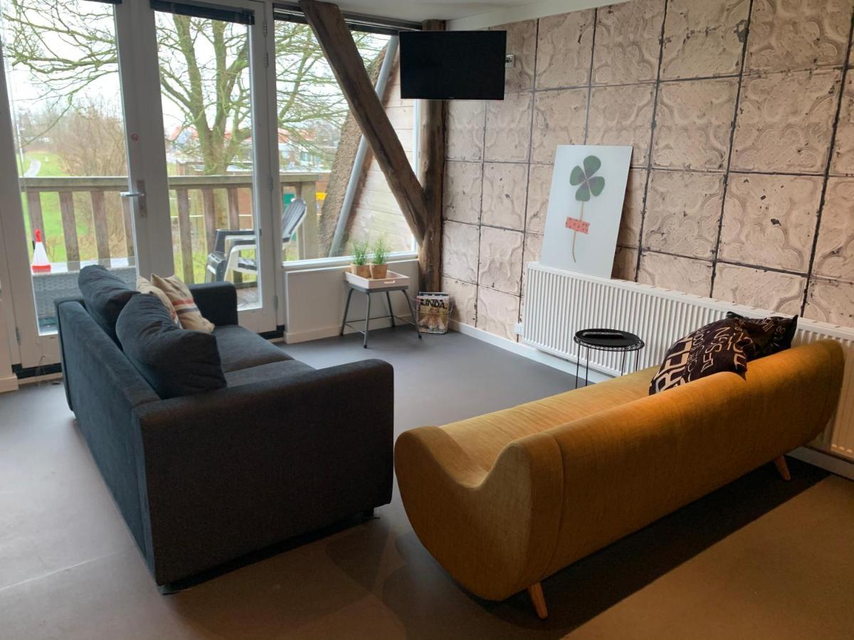 Ferienwohnung Uitzicht Op De Haven Kollum Exterior foto